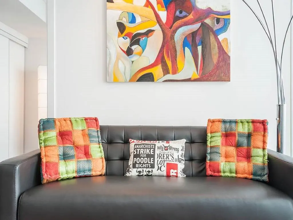 Aoc Suites - Penthouse Condo 0*, Toronto Canada